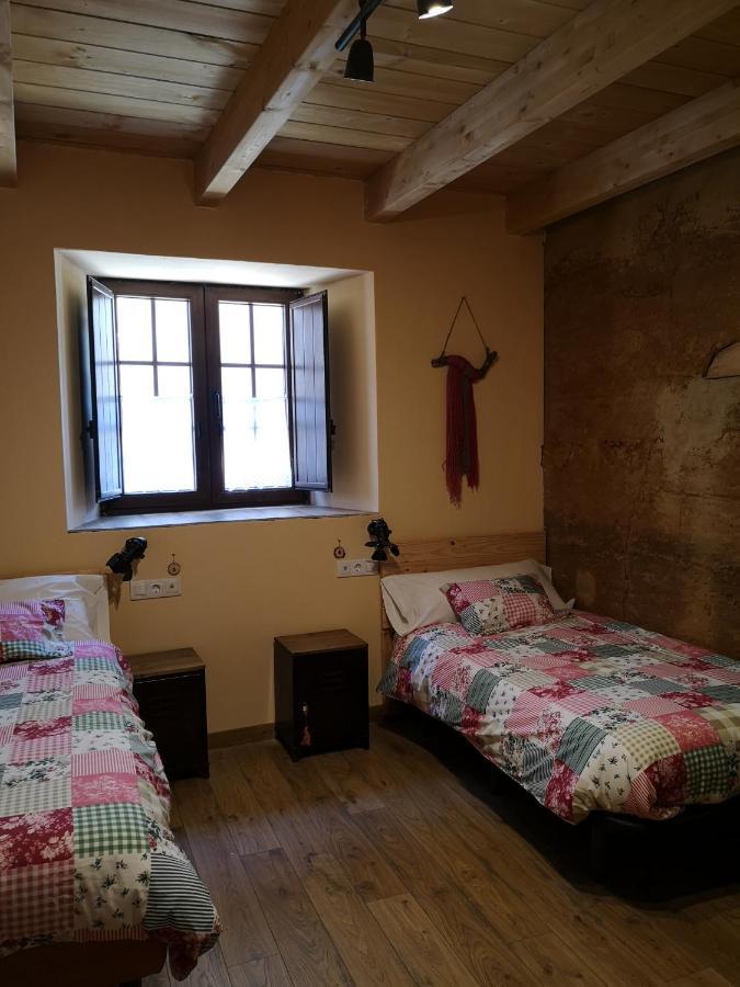 L' Abilleiru Albergue Rural Santibanez de Valdeiglesias Eksteriør bilde