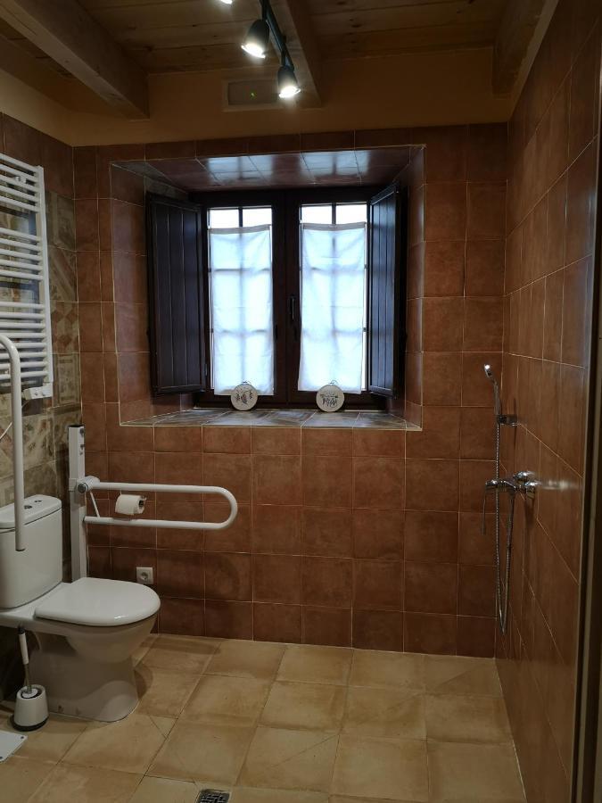 L' Abilleiru Albergue Rural Santibanez de Valdeiglesias Eksteriør bilde